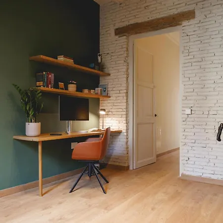 Apartment Bravissimo Estudi Verd, In The Historic Centre
