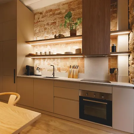 Bravissimo Estudi Verd, In The Historic Centre Apartment *