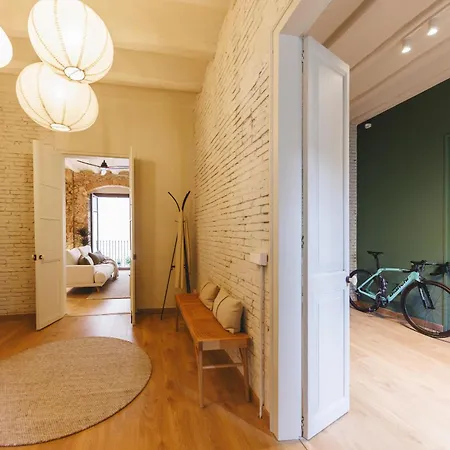 Bravissimo Estudi Verd, In The Historic Centre Apartment *